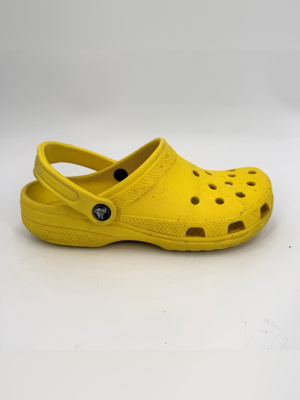 Crocs Clogs M6 W8 Yellow Classic Slip On Comfort Shoes -read - Picture 2 of 9